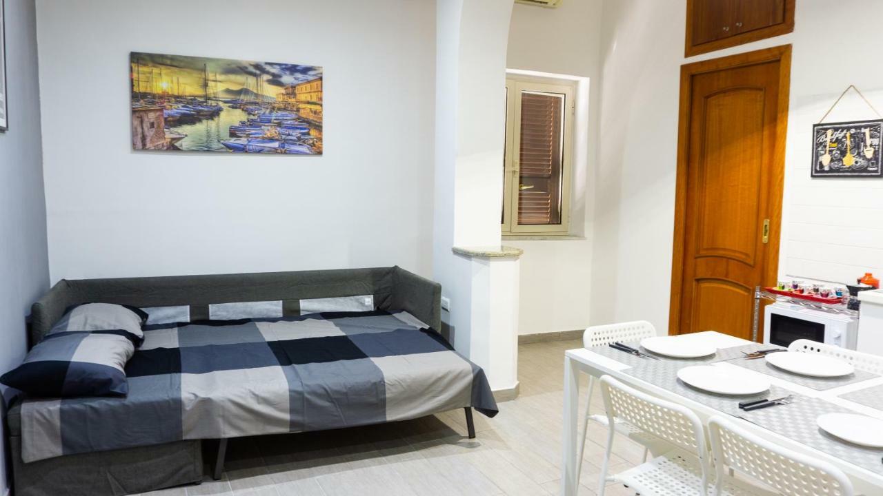 Cantelmo Apartment Napels Buitenkant foto