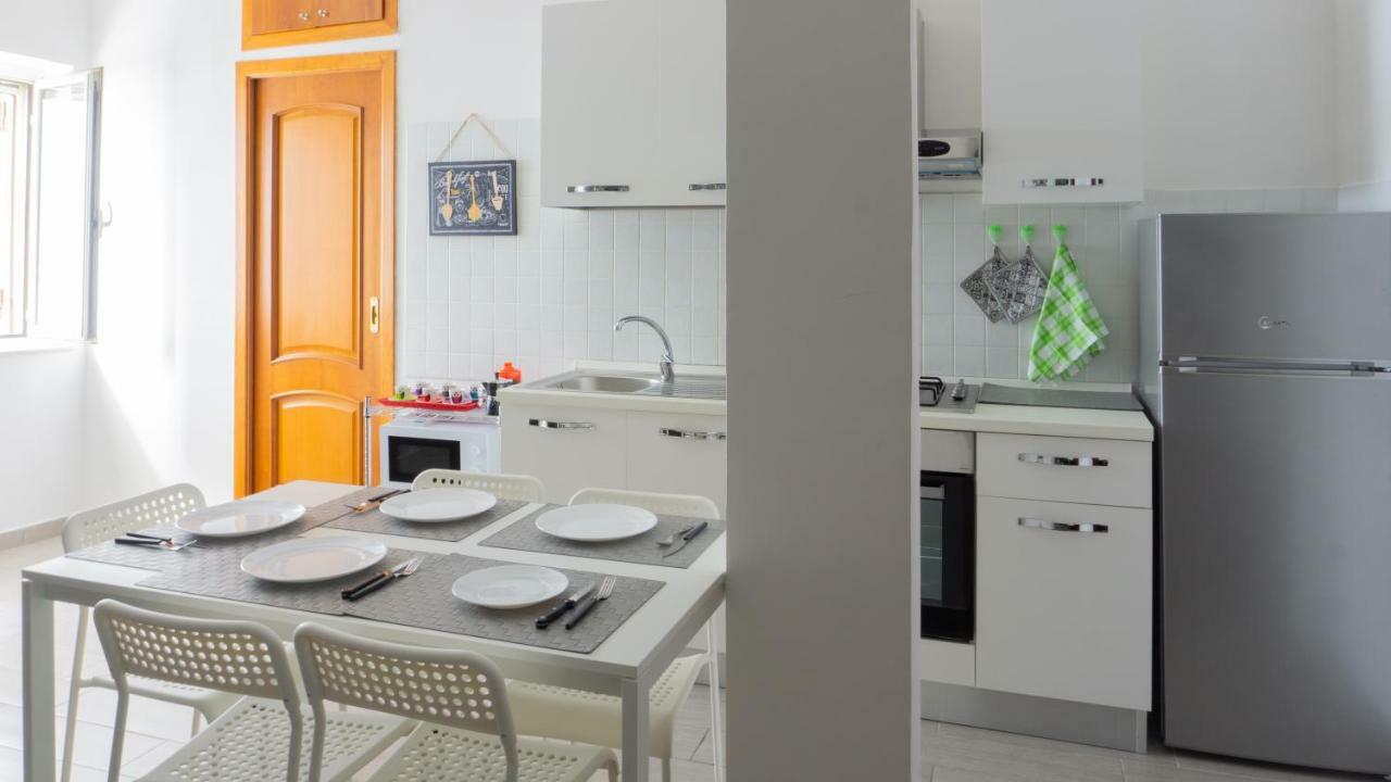 Cantelmo Apartment Napels Buitenkant foto